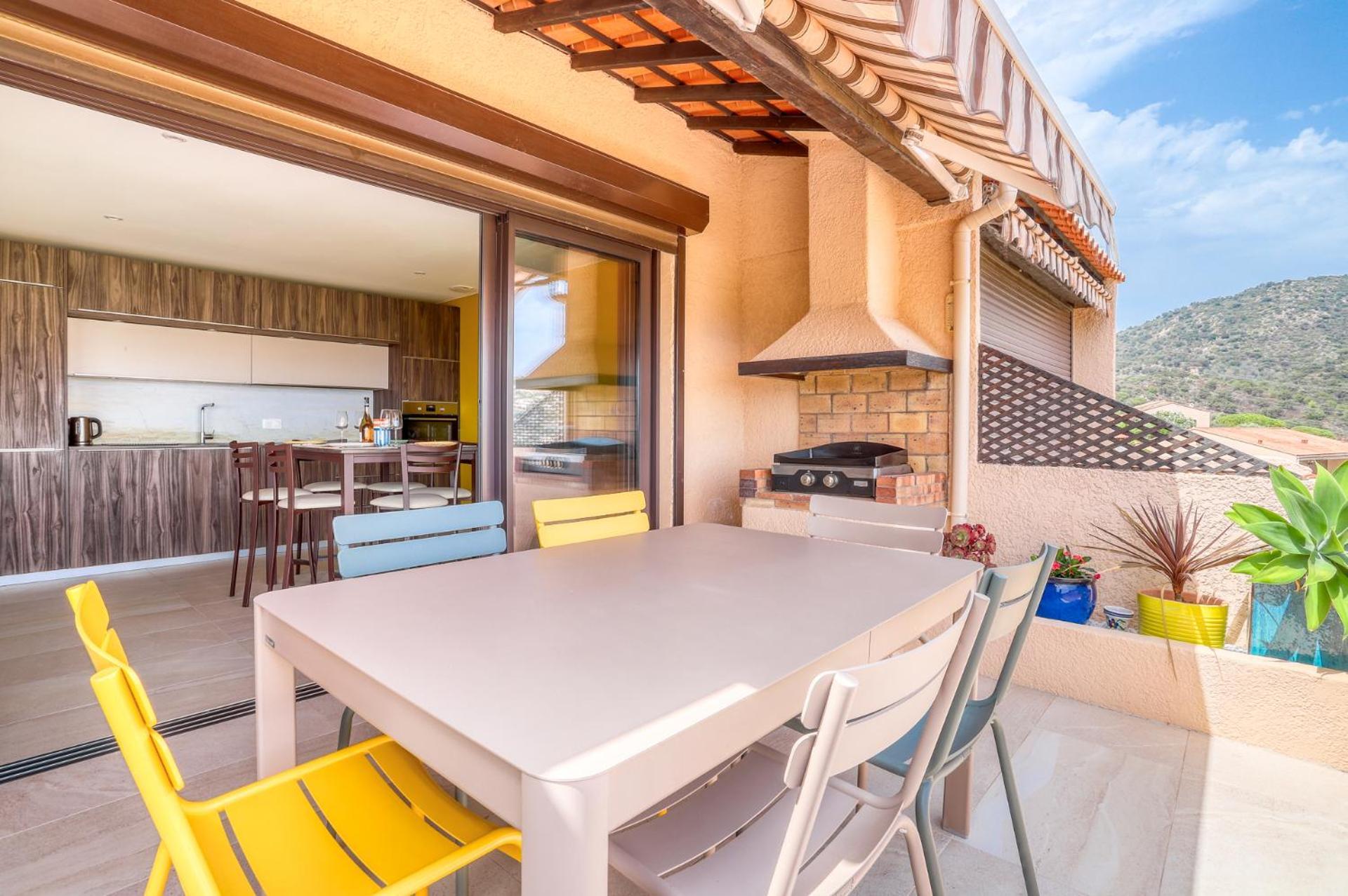 Superbe T4 -vue Mer- Confort Refait à Neuf! Bormes-les-Mimosas